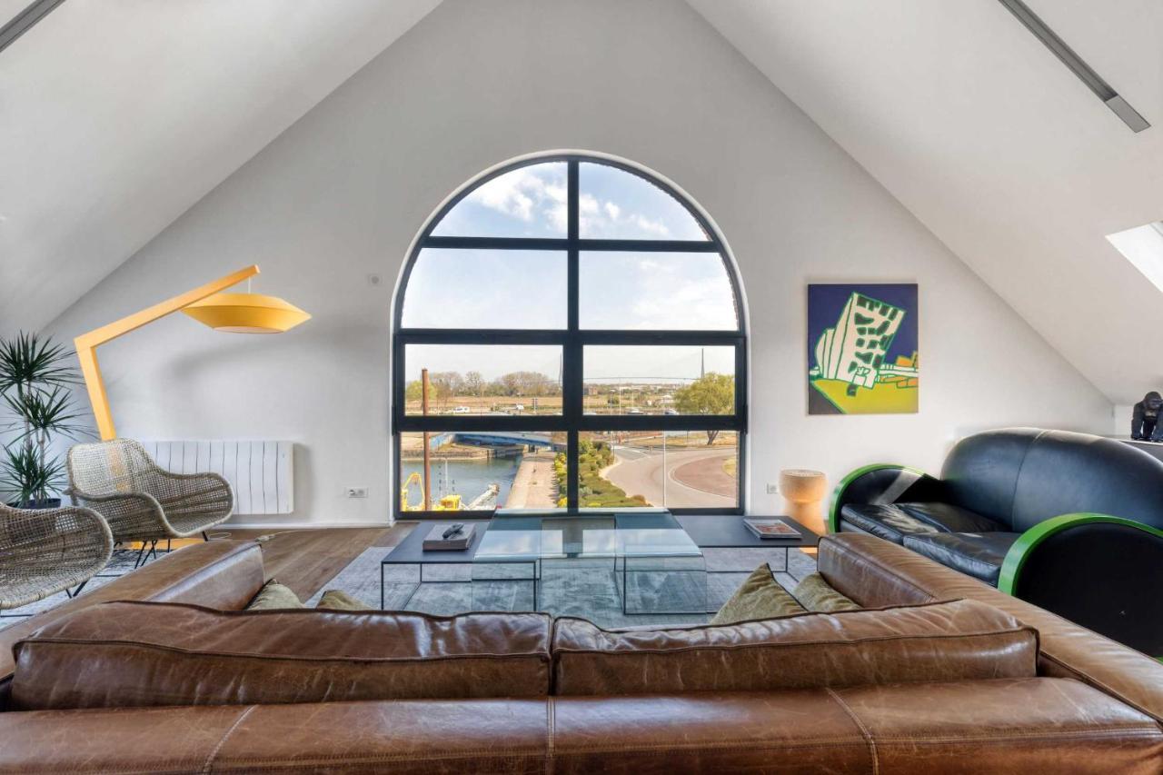 Le Loft Du Cosmopolitain Lejlighed Honfleur Eksteriør billede